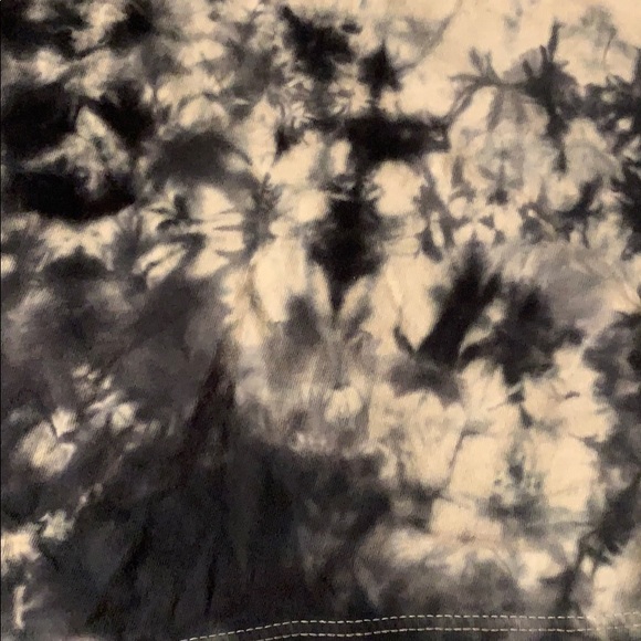 Tie dye No Excuses Cropped Tee - Picture 2 of 3